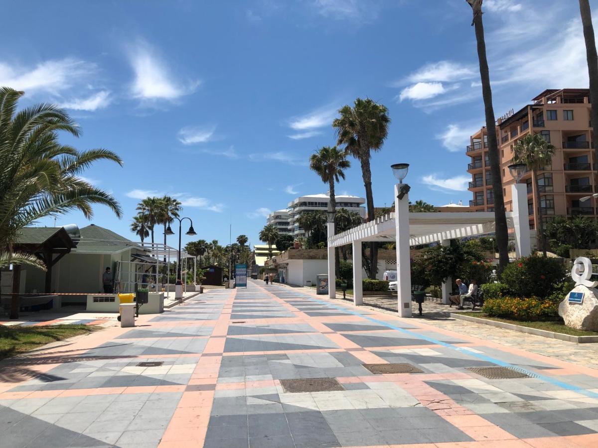 Carihuela Beach Apartment, 2Nd Line Торремолинос Экстерьер фото